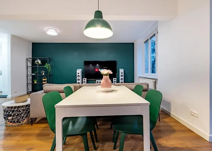 Adm Elegant Gem - Free Garage Parking, Pool Table Апартаменты Братислава